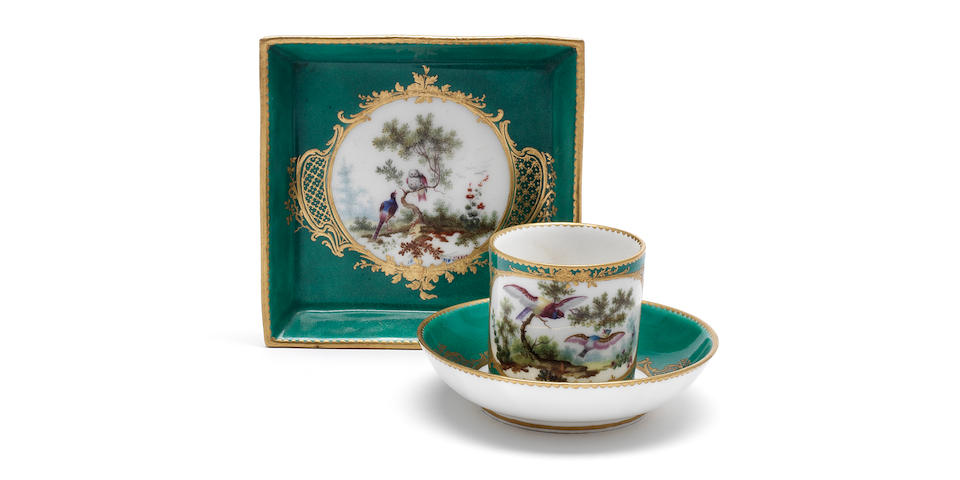 A S&#232;vres green-ground cup, saucer and tray, circa 1760