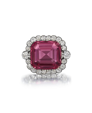 An exceptional 19th century spinel and diamond jewel image 7