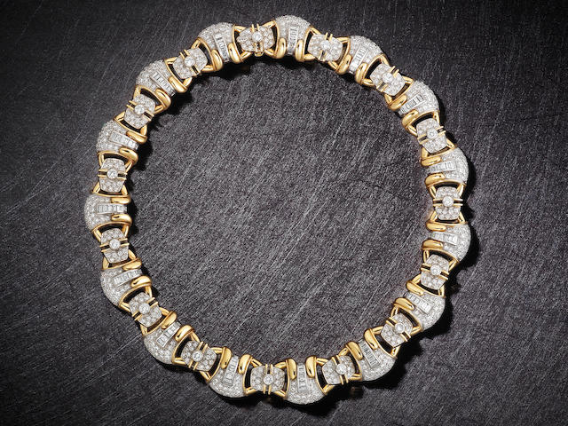 A diamond collar necklace, by Octavio Sarda,