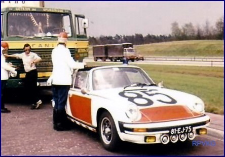 One of a mere 5 believed delivered new to the Rijkspolitie in 1974,1974 Porsche 911 2.7-Litre Targa 'ALEX 12.85' Rijkspolitie  Chassis no. 9115110341 Engine no. 6359081 image 5