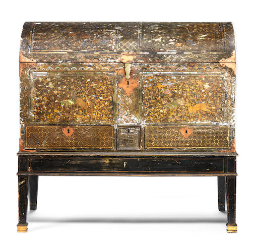 A Nanban lacquer coffer The chest Japanese, Momoyama period (1573-1615), the stand English, early 19th century  (3)