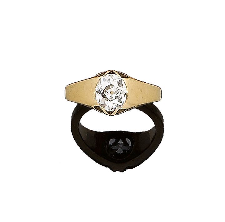 A diamond single-stone ring