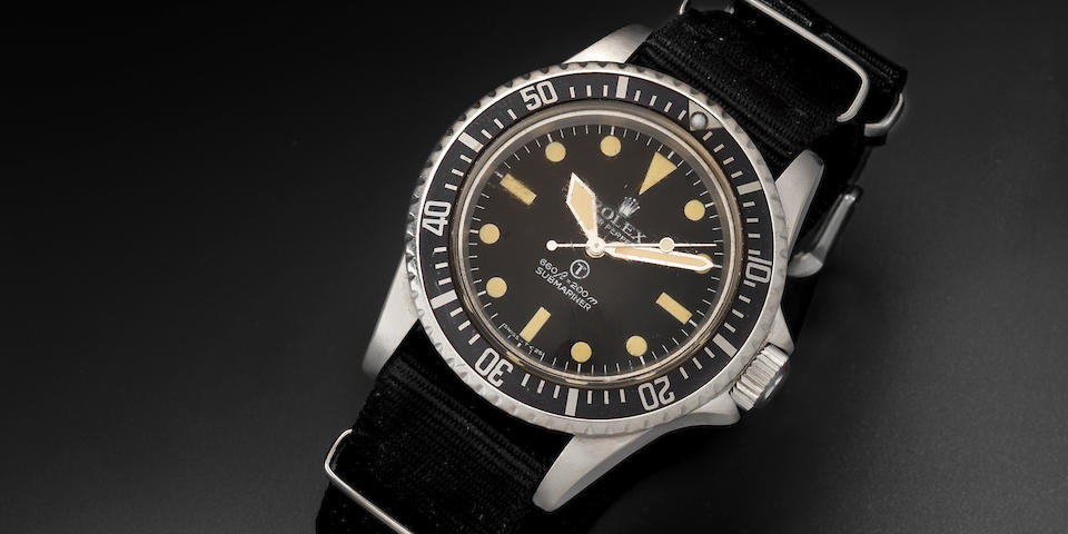 Rolex. A stainless steel automatic full specification military issue wristwatch Submariner, Ref:5517/5513, Serial No.521****, Circa 1972