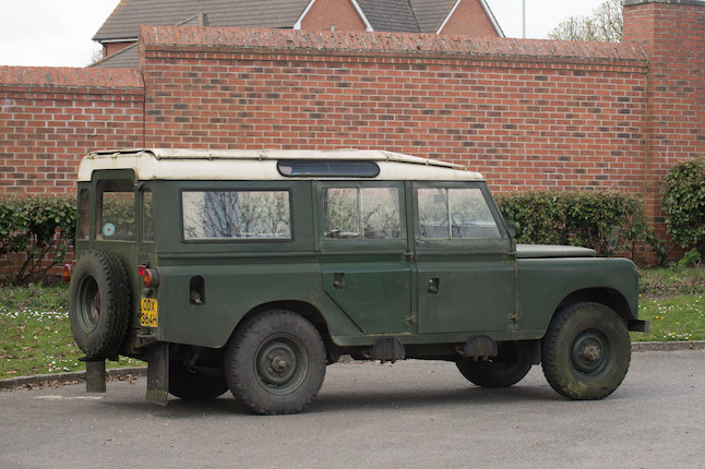 1969 Land Rover Series IIA 4x4 12-seater Estate  Chassis no. 3500118G image 10