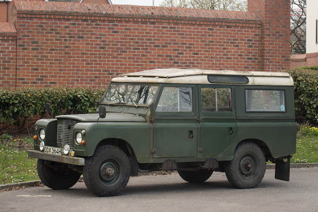 1969 Land Rover Series IIA 4x4 12-seater Estate  Chassis no. 3500118G image 9