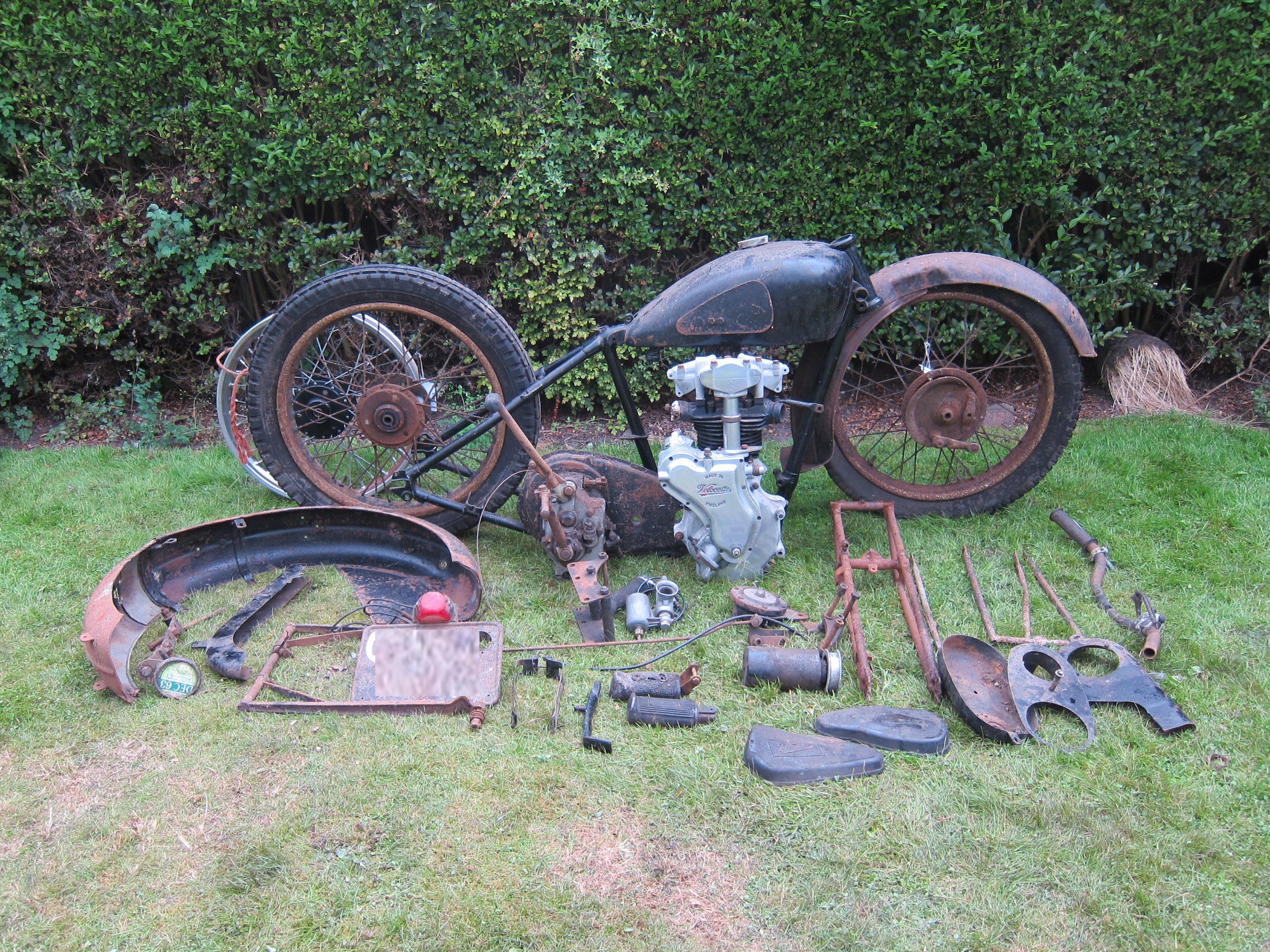 Velocette Racing Frame Bonhams Cars : c.1935 Velocette 248cc MOV Project Frame no. MA2148 ...