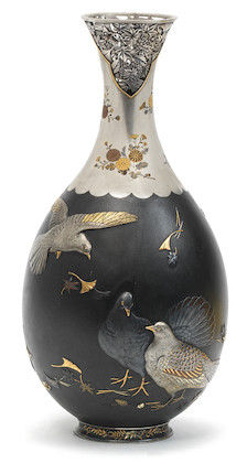 An inlaid silver and shakudo pear-shaped vase  By Yamada Motonobu (1847-1897) for the Ozeki Company, Meiji era (1868-1912), late 19th century image 1