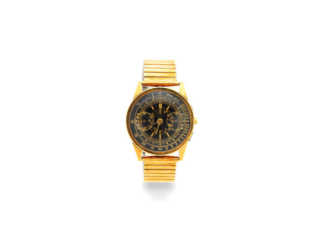 Universal. An 18K gold manual wind chronograph bracelet watch Circa 1950