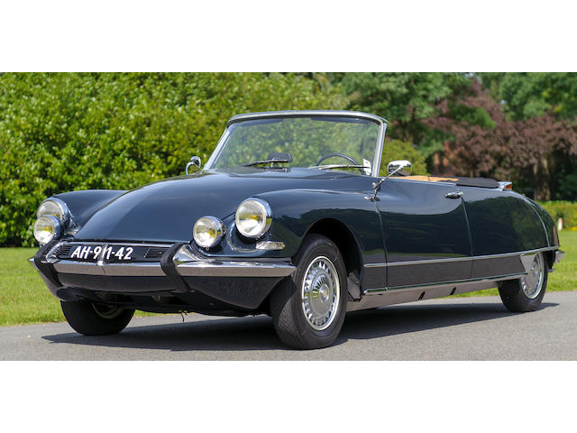 One of a mere 42 examples built,1967  Citro&#235;n  DS21 D&#233;capotable  Chassis no. 4473044