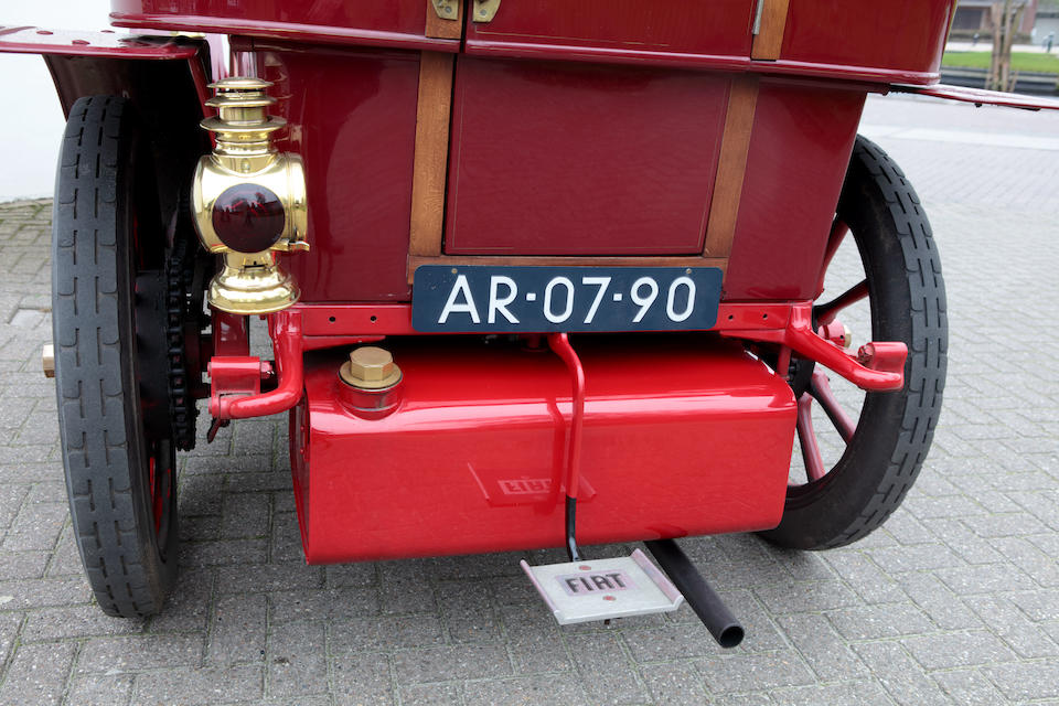 Fiat  Type 24/32 tonneau avec entr&#233;e par l'arri&#232;re 1904