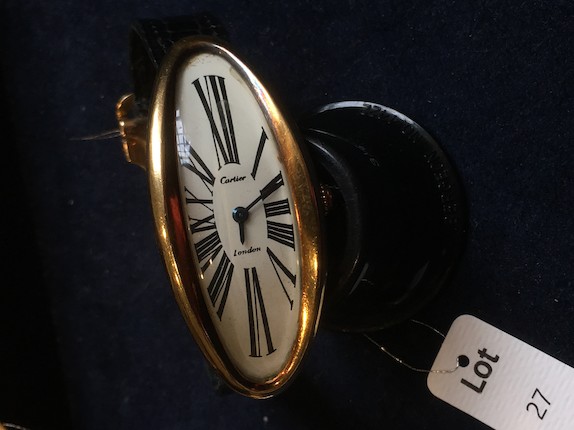 Cartier. A rare oversized 18K gold manual wind oval wristwatch  Baignoire Oval Maxi, London Hallmark for 1969 image 9