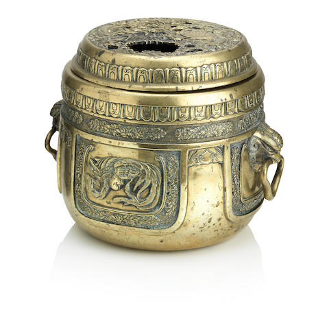 A large bronze incense burner with cover Bearing nine-character mark in zhanshu script (2)
