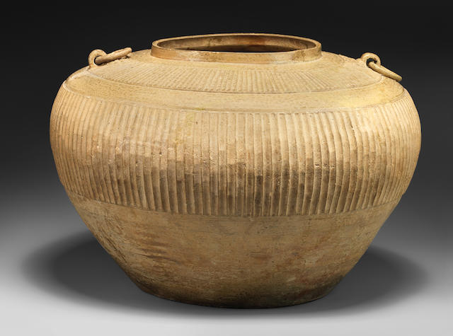 A large green-glazed pottery jar Warring States Period