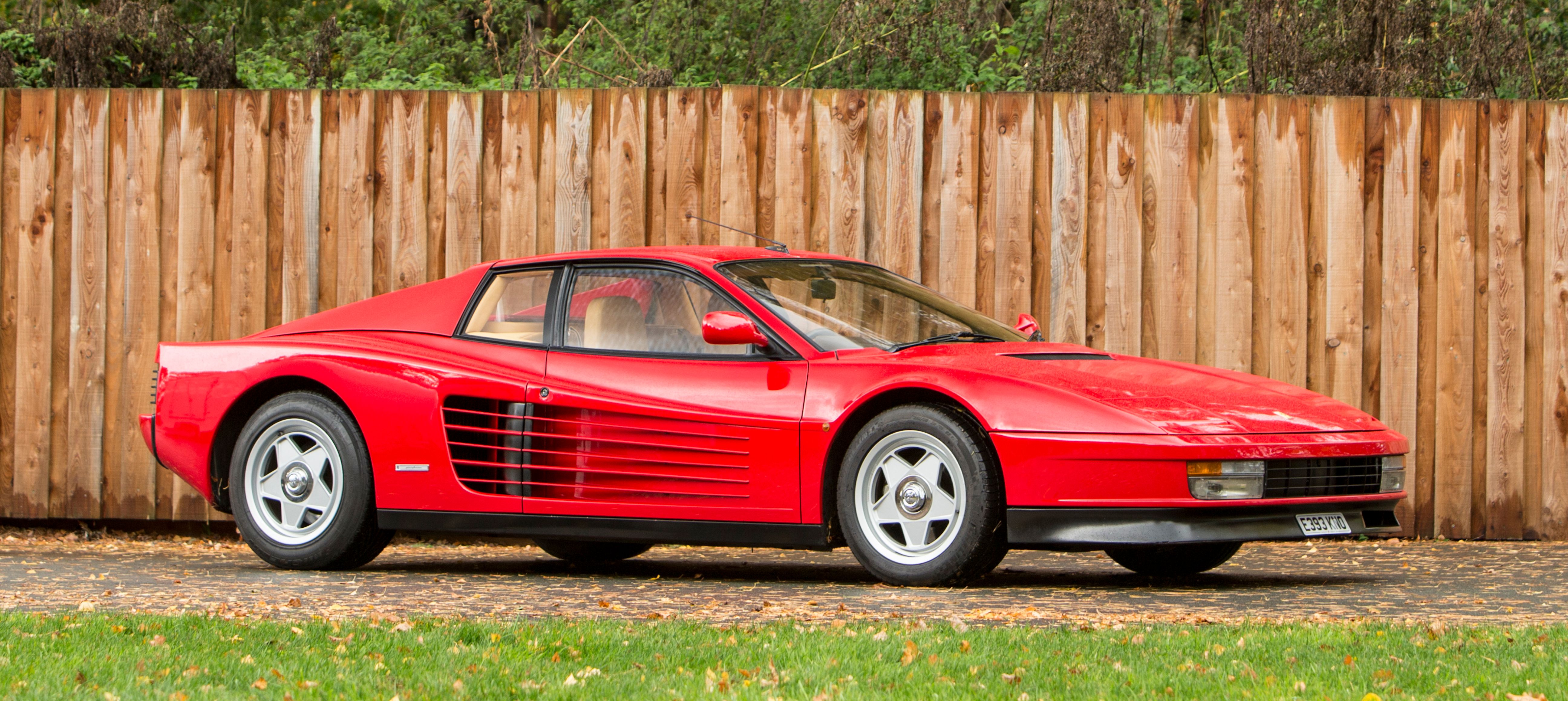 Ferrari Testarossa occasion | Coupé | Rood | in ERLECOM voor € 129.000 Ferrari Testarossa occasion | Coupé | Rood | in ERLECOM voor € 129.000