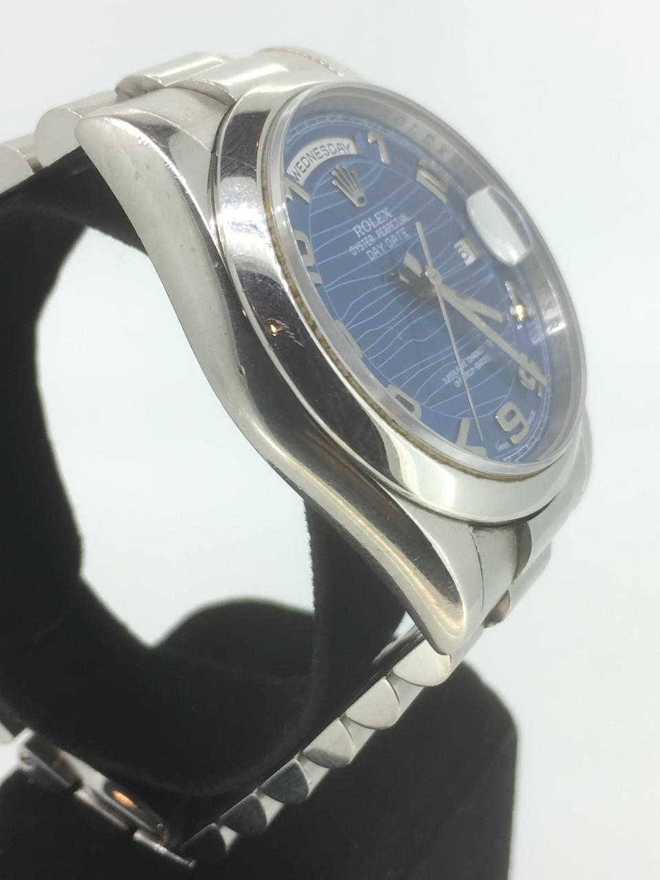 Rolex. A fine platinum automatic calendar bracelet watch  Day-Date, Ref: 118206, Sold 12th August 2009