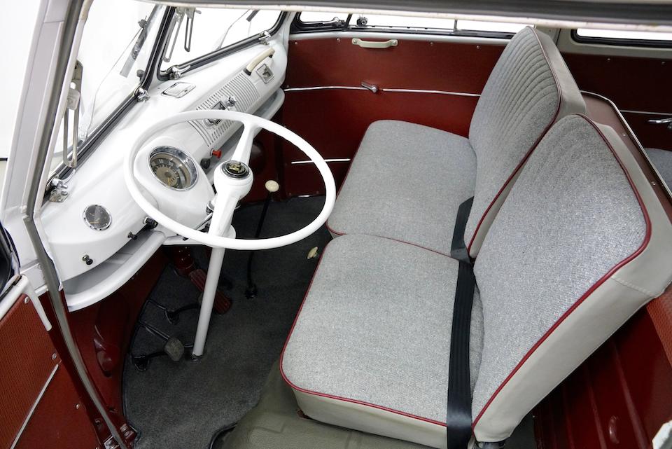 1967 Volkswagen Type 2 Minibus Deluxe 21-Window    Chassis no. 247101108