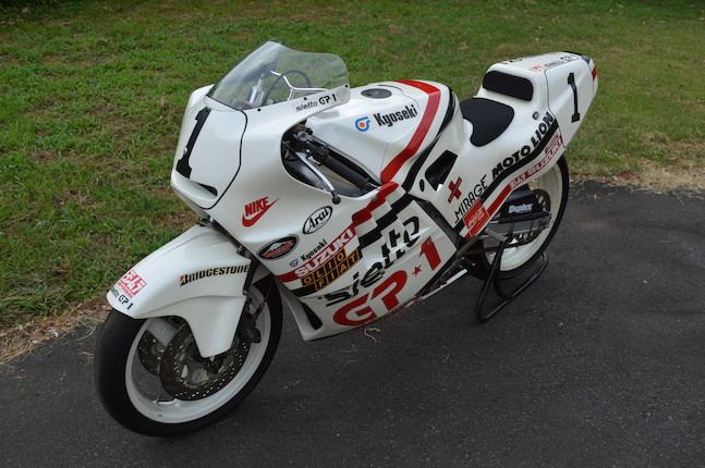 Believed twice winner of the Suzuka 4 Hours Endurance Road Race (Novice Class), 1987 Yoshimura Suzuki GSX-R400 Racing Motorcycle Frame no. GK71F-100038 Engine no. K706-100090 image 12