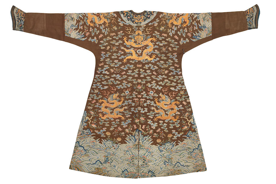 A very rare Imperial chestnut-ground gauze silk summer 'dragon' robe, jifu Qianlong