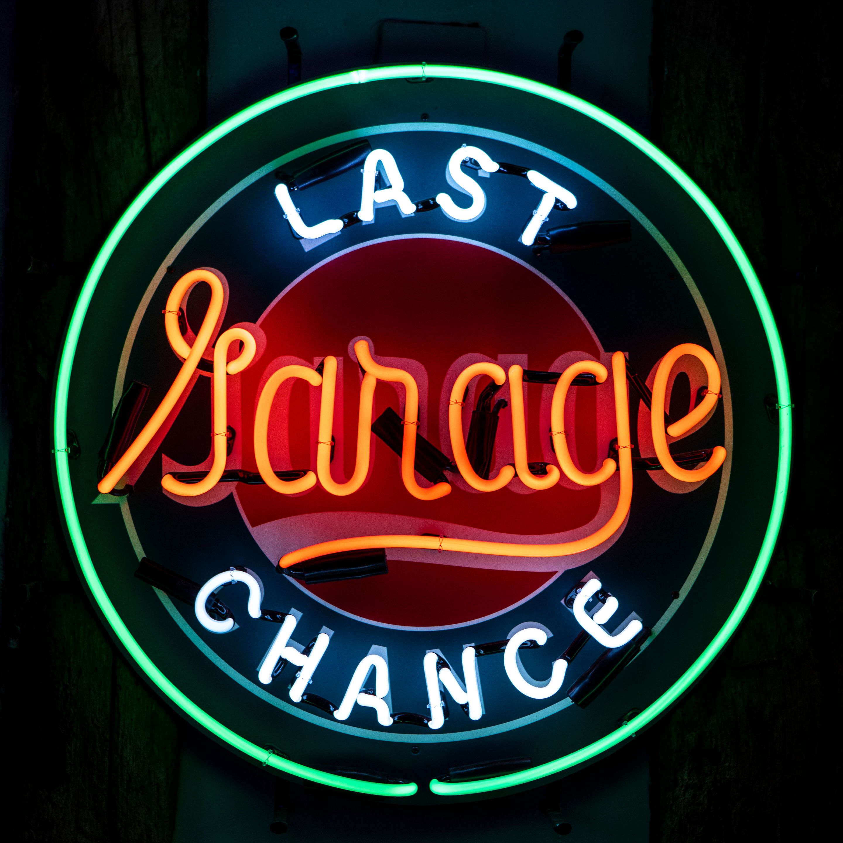 Neonetics 8LASTX Last Chance Garage Neon Clock 15 Neonetics 8LASTX Last Chance Garage Neon Clock 15