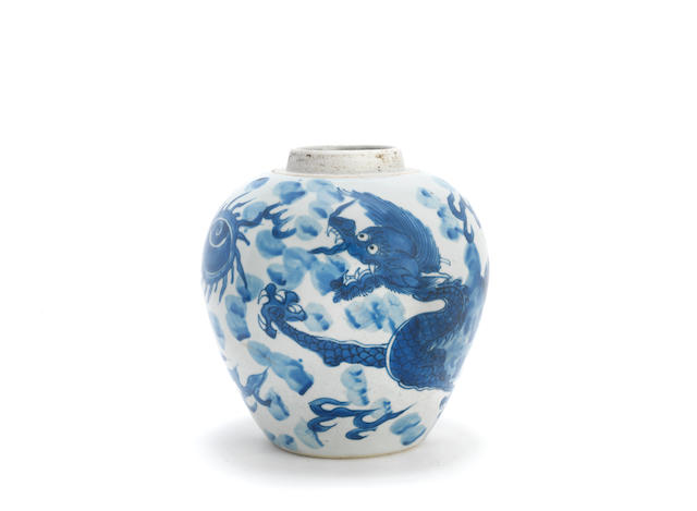 A blue and white 'dragon' jar 17th century 23.5cm (9 1/4in) high