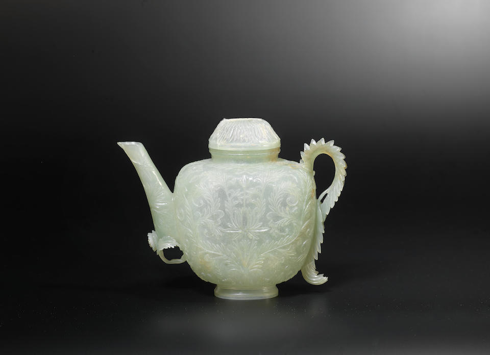 A Mughal-style jade teapot and cover 19th century (4)