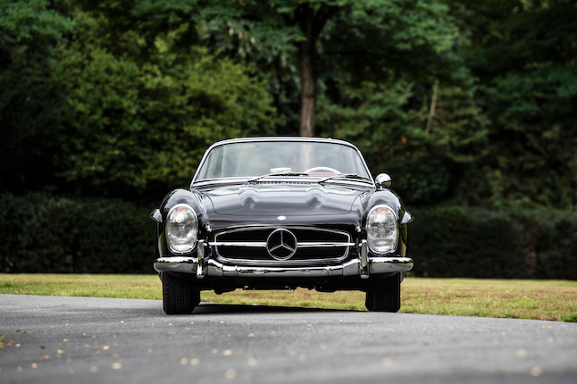Delivered new to Cannes, France,1957 Mercedes-Benz 300 SL Roadster  Chassis no. 1980427500152 Engine no. 7500177 image 2