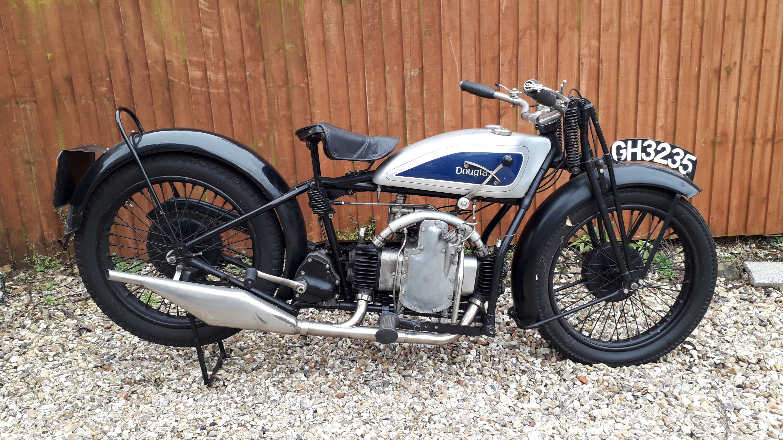 Bonhams Cars : 1930 Douglas 596cc Model F29 Frame no. 871 Engine no. 3038