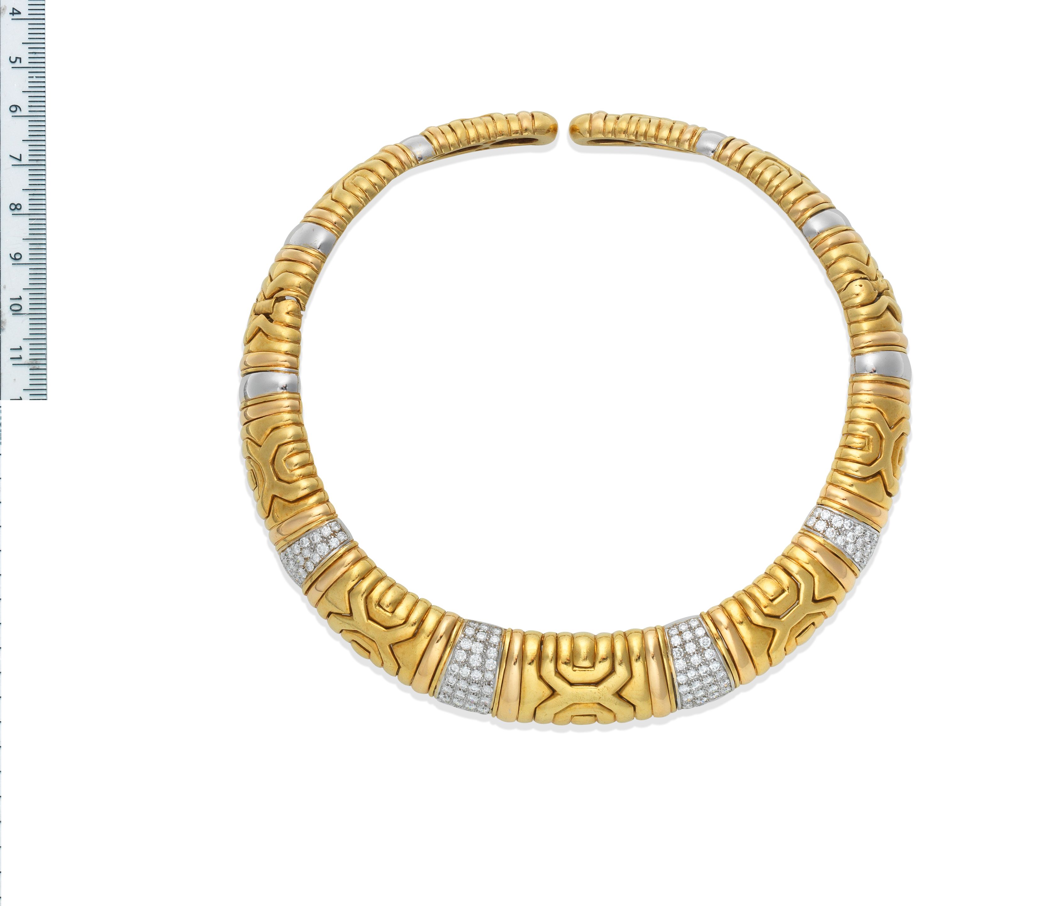 A diamond collar