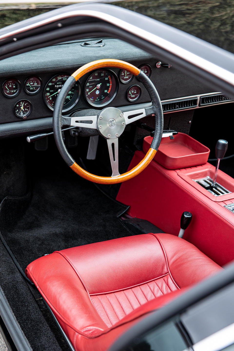 Restored to concours condition,1969 De Tomaso Mangusta Coup&#233;  Chassis no. 8MA 0994