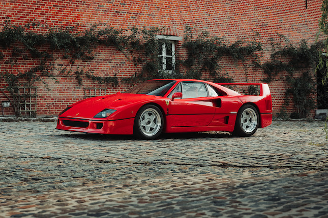 One owner from new,1989 Ferrari F40 Berlinetta  Chassis no. ZFFGJ34B000083620 image 15