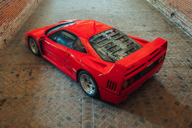 One owner from new,1989 Ferrari F40 Berlinetta  Chassis no. ZFFGJ34B000083620 image 11