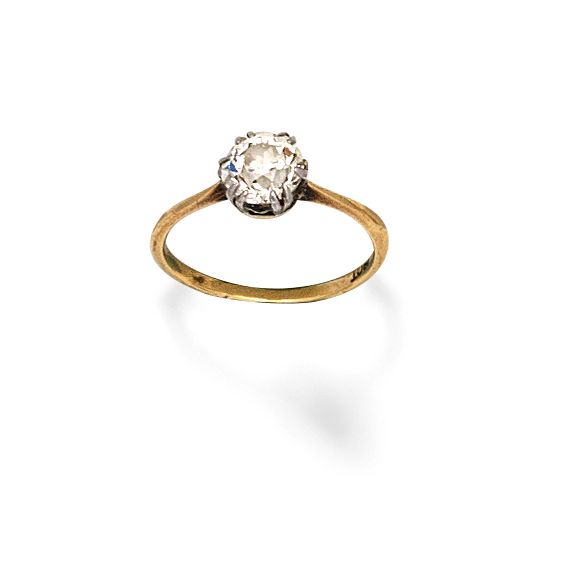 DIAMOND SINGLE-STONE RING