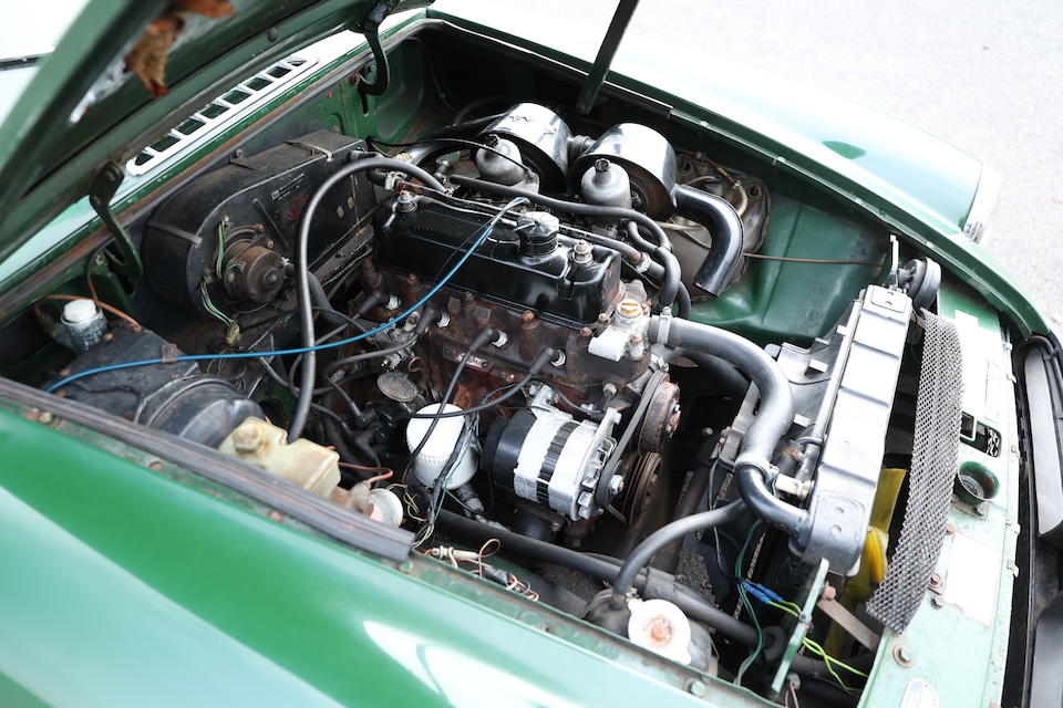 1977  MGB GT Coup&#233;  Chassis no. GHD5-449522G Engine no. 18835