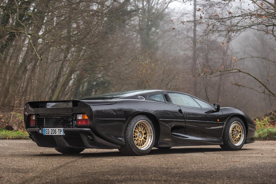 Number '38' of approximately 280 made,1993 Jaguar XJ220 Coup&#233;  Chassis no. SAJJEAEX8AX220863