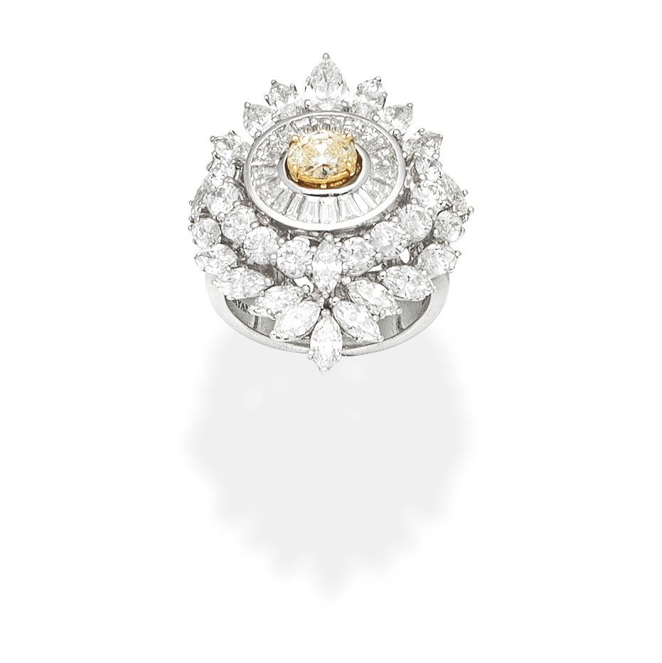 YESSAYAN: DIAMOND CLUSTER RING