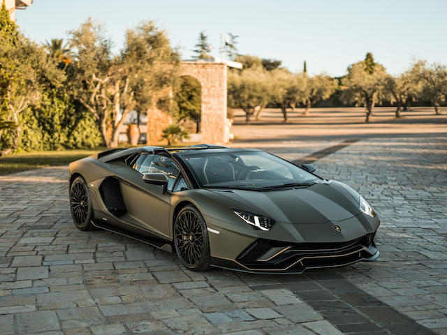 2022 Lamborghini Aventador LP 780-4 Ultimae Roadster.