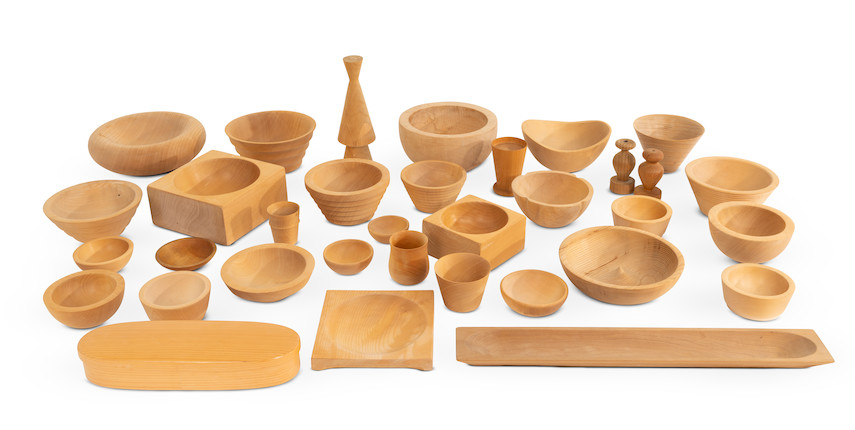 A large collection of contemporary turned bowls and treen (34) image 1