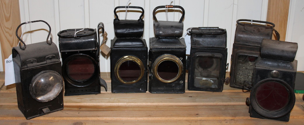 Assorted lanterns and lamps,  (7) image 1