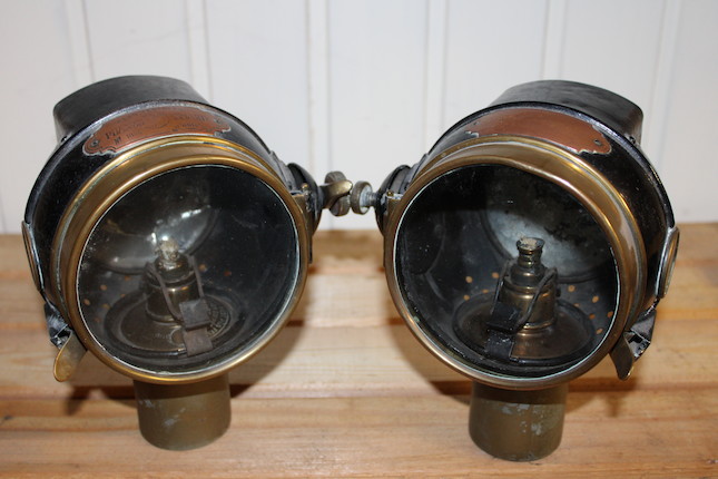 A numbered pair model 56 Phares Besnard Les Vestallles oil illuminated sidelights,  (2) image 5