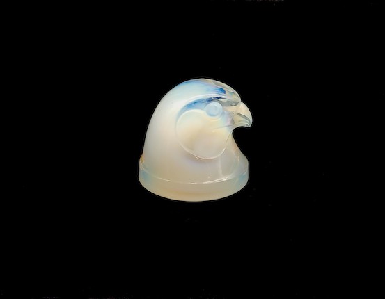Sparrowhawk's Head - Lalique image 1