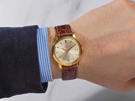 Vacheron & Constantin. Montre bracelet en or jaune 18K (750) mouvement automatique Vacheron & Constantin. An 18K gold automatic wristwatch Ref 63780, Circa 1965 image 2