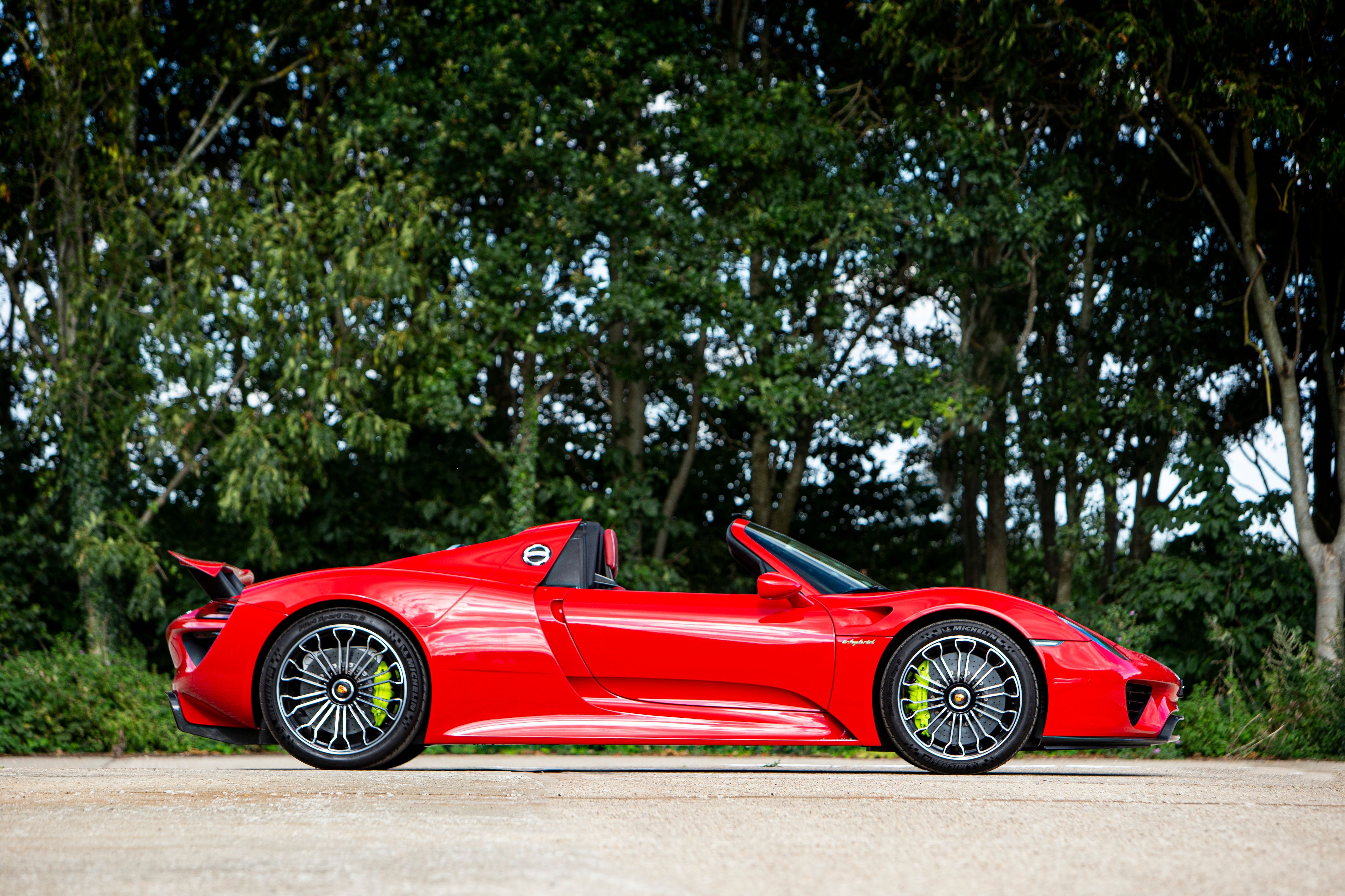 2014 Porsche 918 Spyder — market value and price history