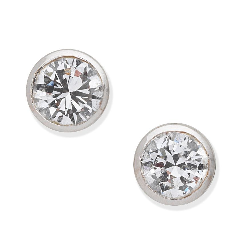 DIAMOND EARSTUDS