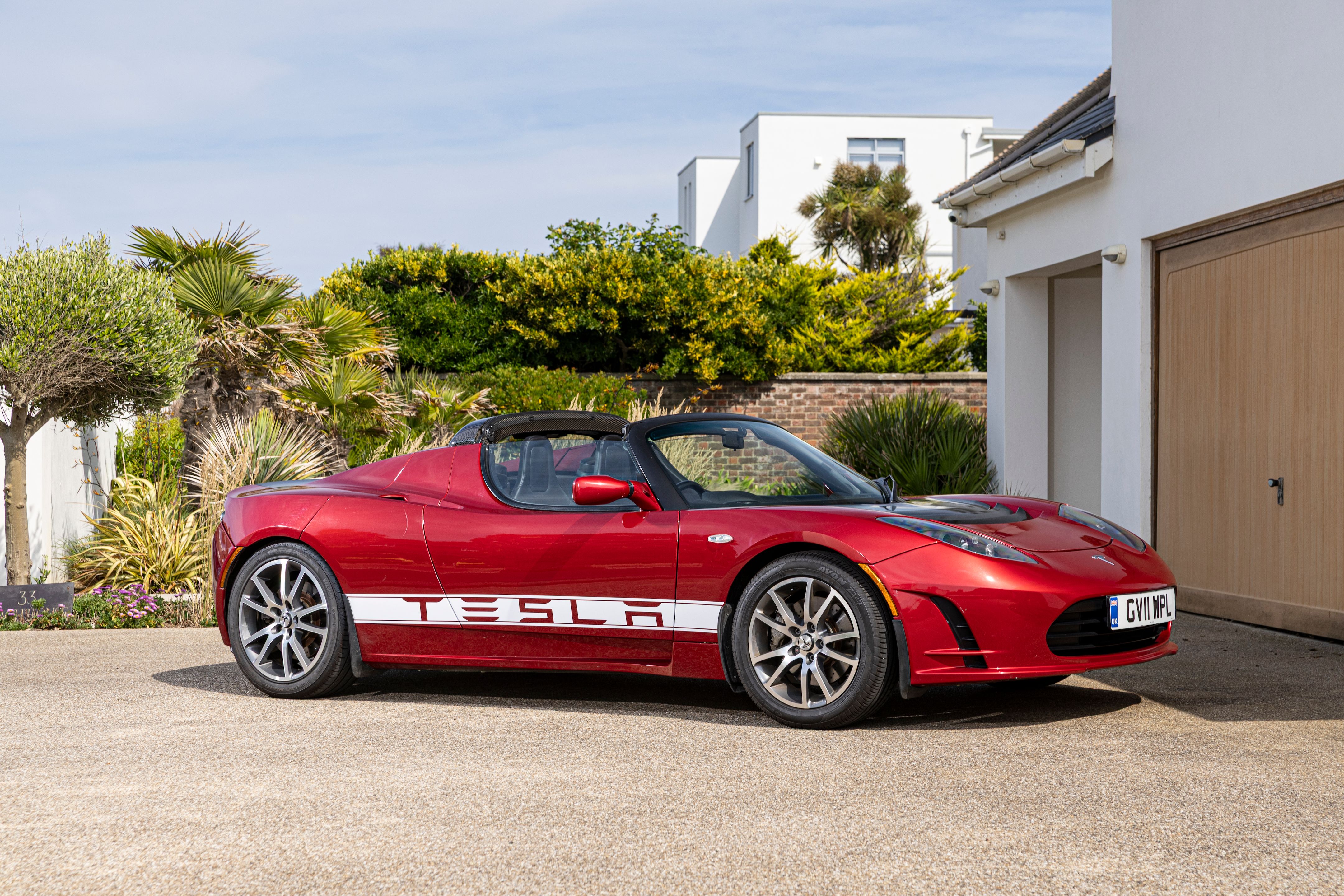 2011 Tesla Roadster — market value and price history