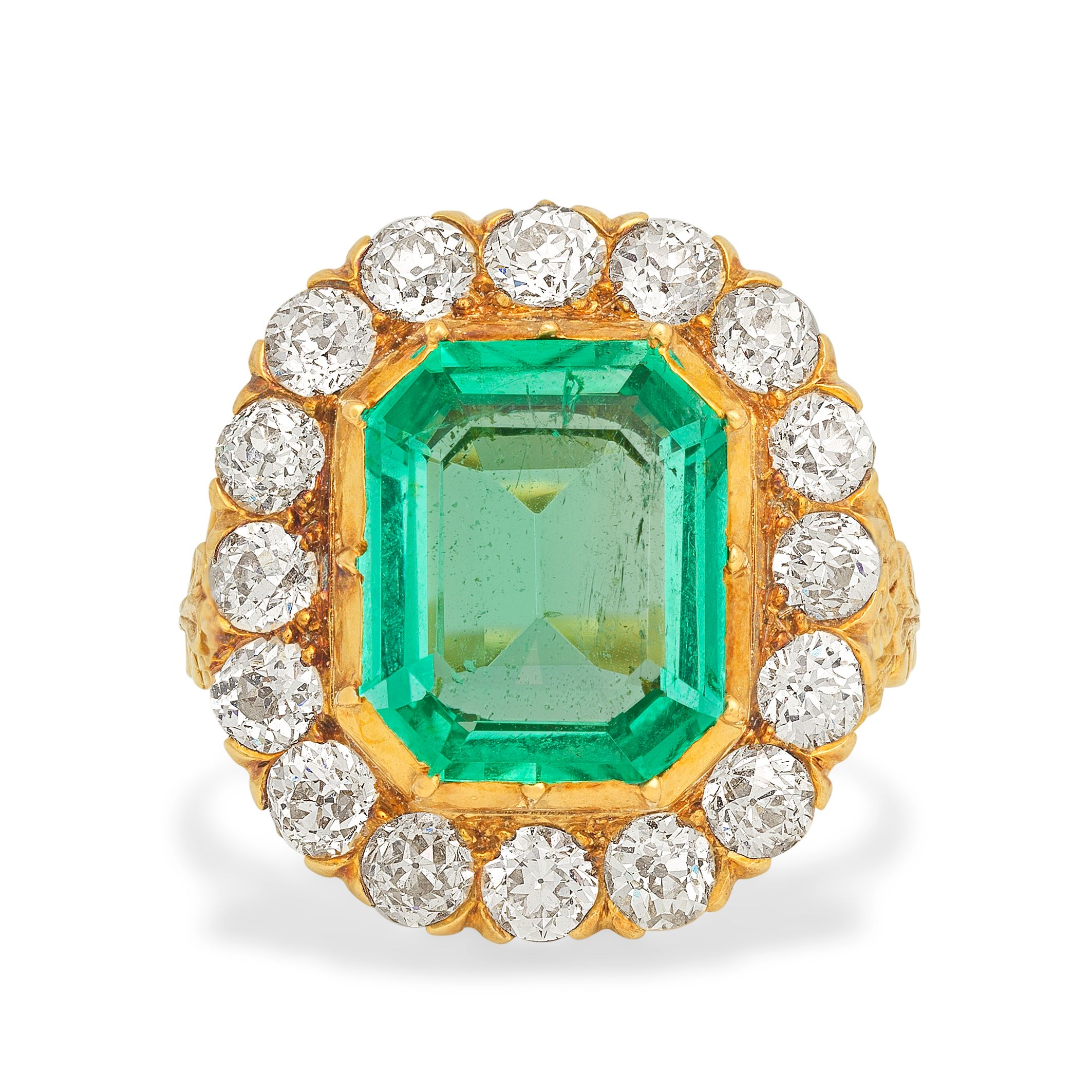 EMERALD AND DIAMOND RING