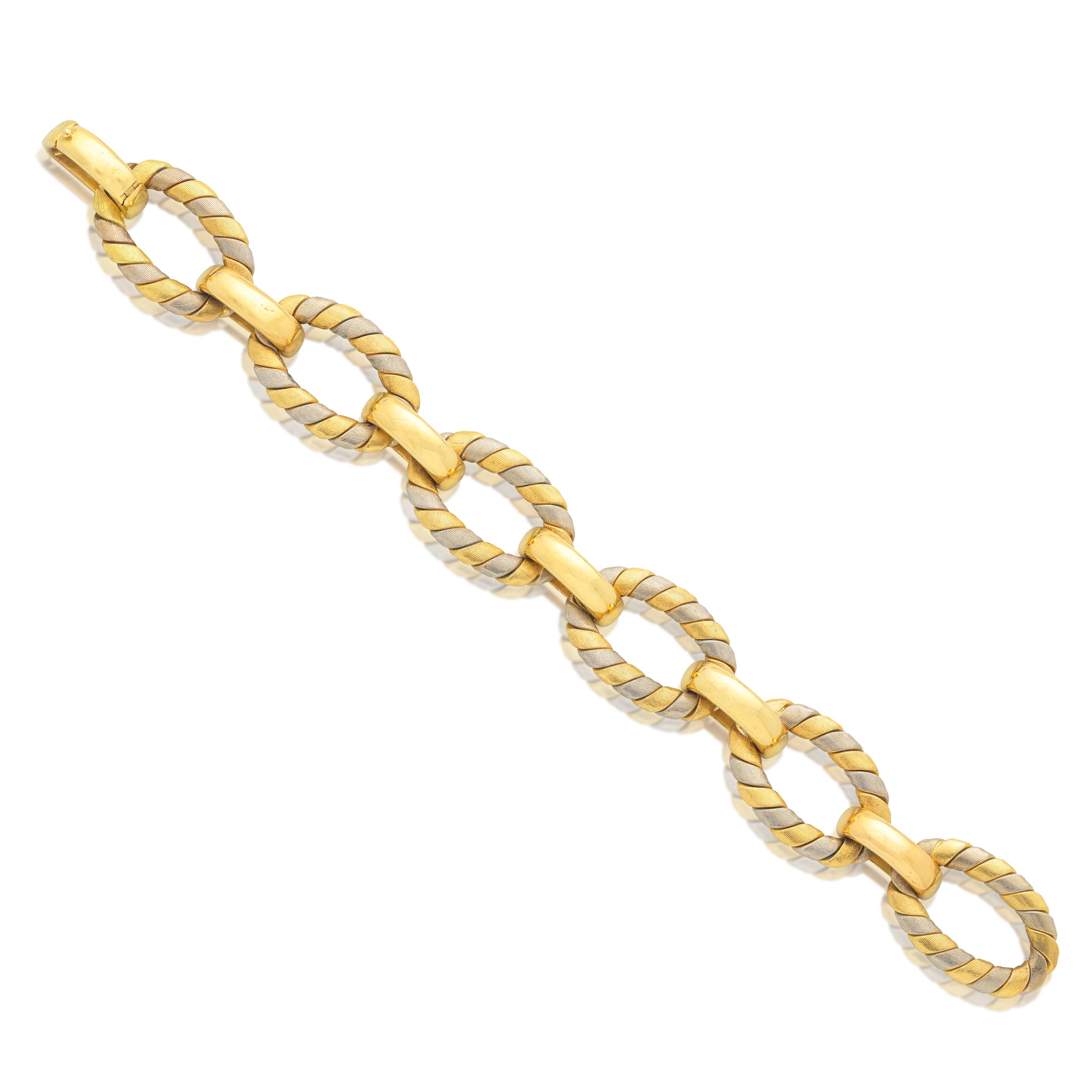 FANCY LINK BRACELET