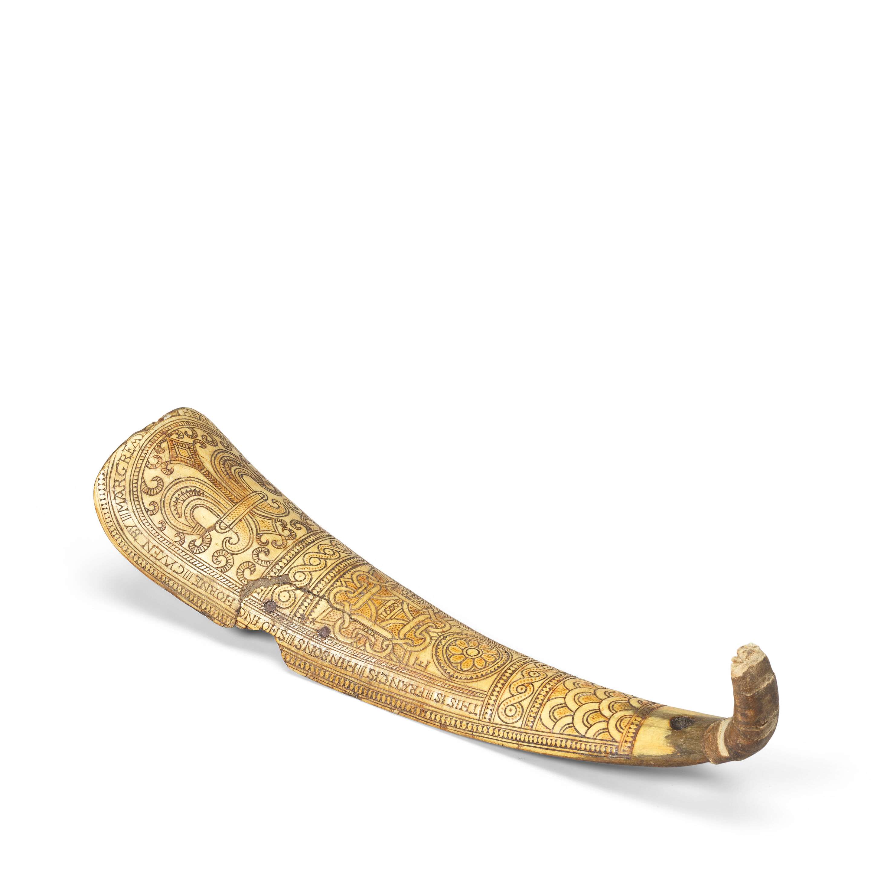 A rare Elizabeth I engraved horn shoe horn by Robert Mindum Dated 1600