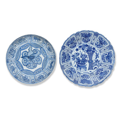 TWO BLUE AND WHITE KRAAK-WARE DISHES Wanli (2)