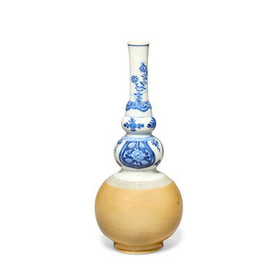 A BLUE AND WHITE AND CAFÉ-AU-LAIT TRIPLE GOURD VASE Kangxi