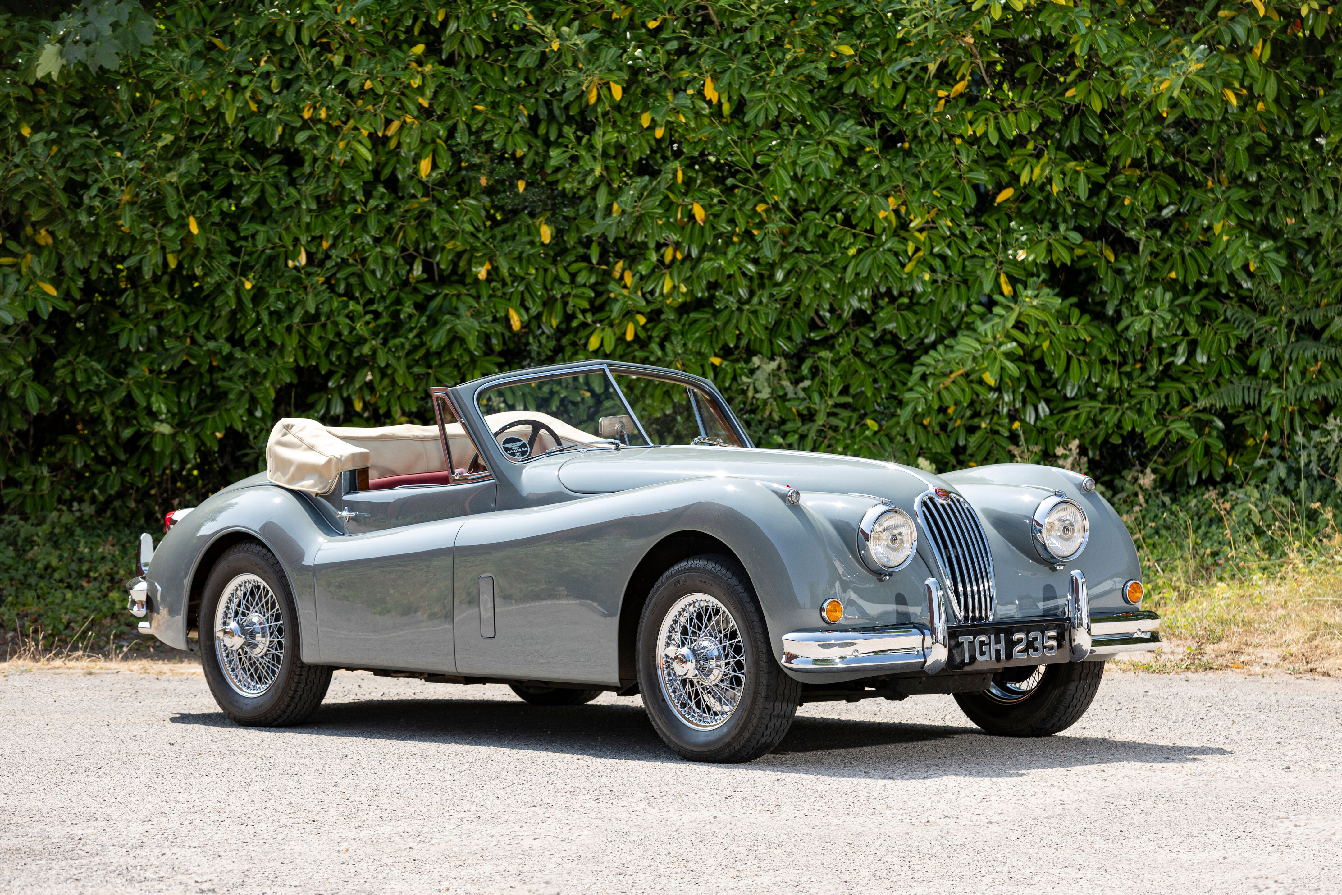 1955 Jaguar XK140 Drophead Coupé